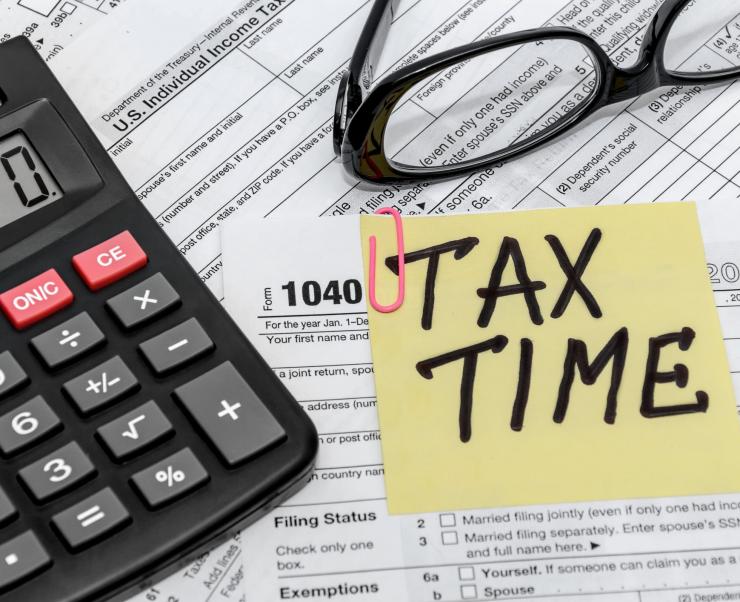 Những Thông Tin Cần Phải Biết Về Báo Cáo Thuế Cho Công Ty May Mặc