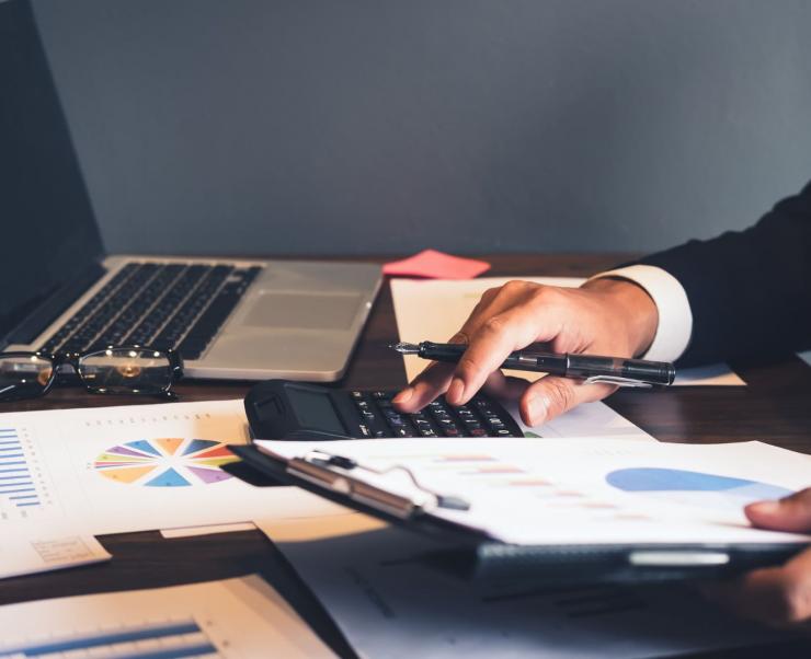 So sánh chi tiết VFRS và IFRS: Những khác biệt trọng yếu doanh nghiệp cần lưu ý