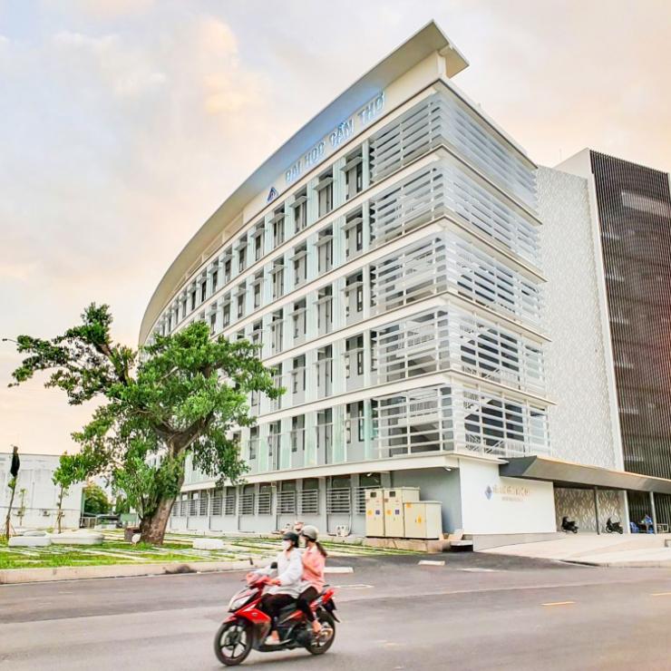 Trường Đại học Cần Thơ