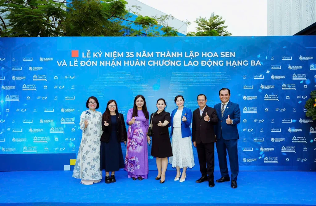 KIỂM TOÁN VIỆT ÚC CHÚC MỪNG TRƯỜNG ĐẠI HỌC HOA SEN 35 NĂM THÀNH LẬP – HÀNH TRÌNH ĐỒNG HÀNH VÀ PHÁT TRIỂN