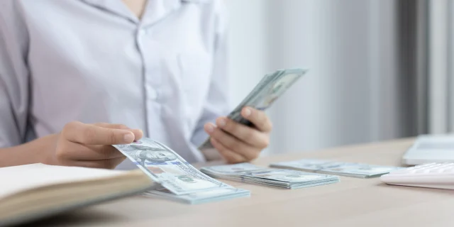 Miễn Thuế Tncn Đối Với Tiền Lương Làm Ban Đêm, Làm Thêm Giờ Từ Năm 2026: Doanh Nghiệp Cần Áp Dụng Như Thế Nào?